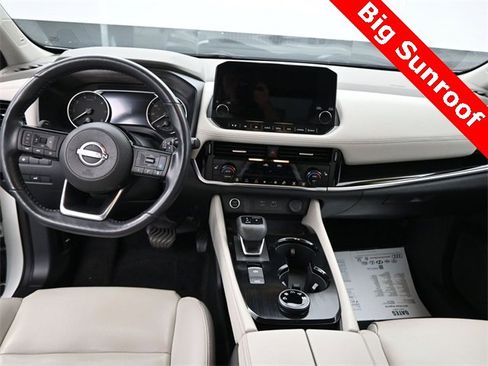 Used 2023 Nissan Rogue SL w/ SL Premium Package image 10