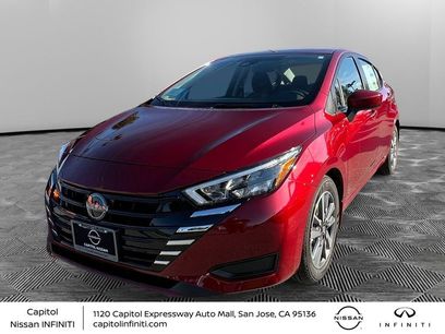 New 2025 Nissan Versa SV w/ Trunk Package