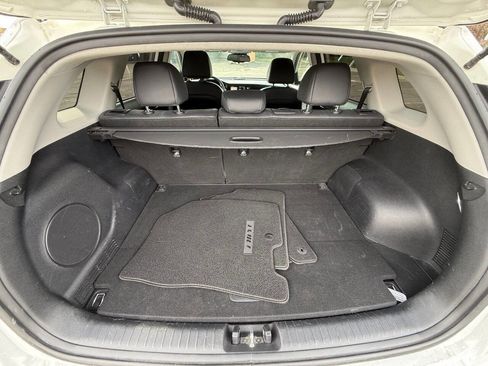 Used 2020 Kia Niro EX Premium w/ Cold Weather Package image 16