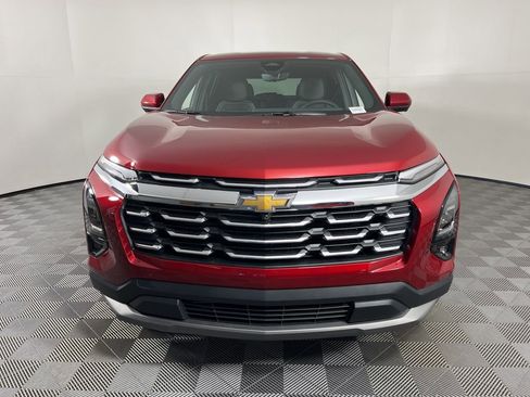 New 2026 Chevrolet Equinox LT w/ Convenience Package II FWD image 7