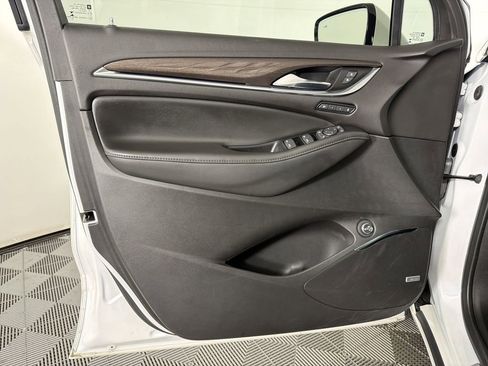 Used 2023 Buick Enclave Avenir w/ Trailering Package, 5000 lbs. image 8