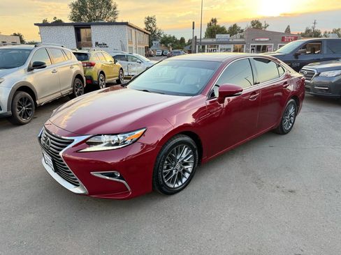 Used 2018 Lexus ES 350 w/ Premier Package image 15
