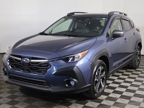 Used 2024 Subaru Crosstrek 2.0i Premium AWD/4WD image 5