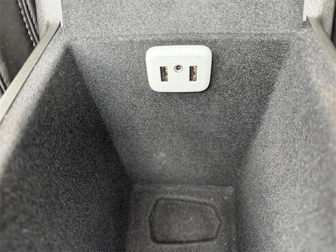 Used 2017 Cadillac XT5 Platinum image 26