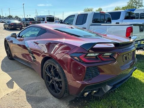 Used 2020 Chevrolet Corvette Stingray Preferred Cpe w/ 2LT Preferred Equipment Group RWD image 4