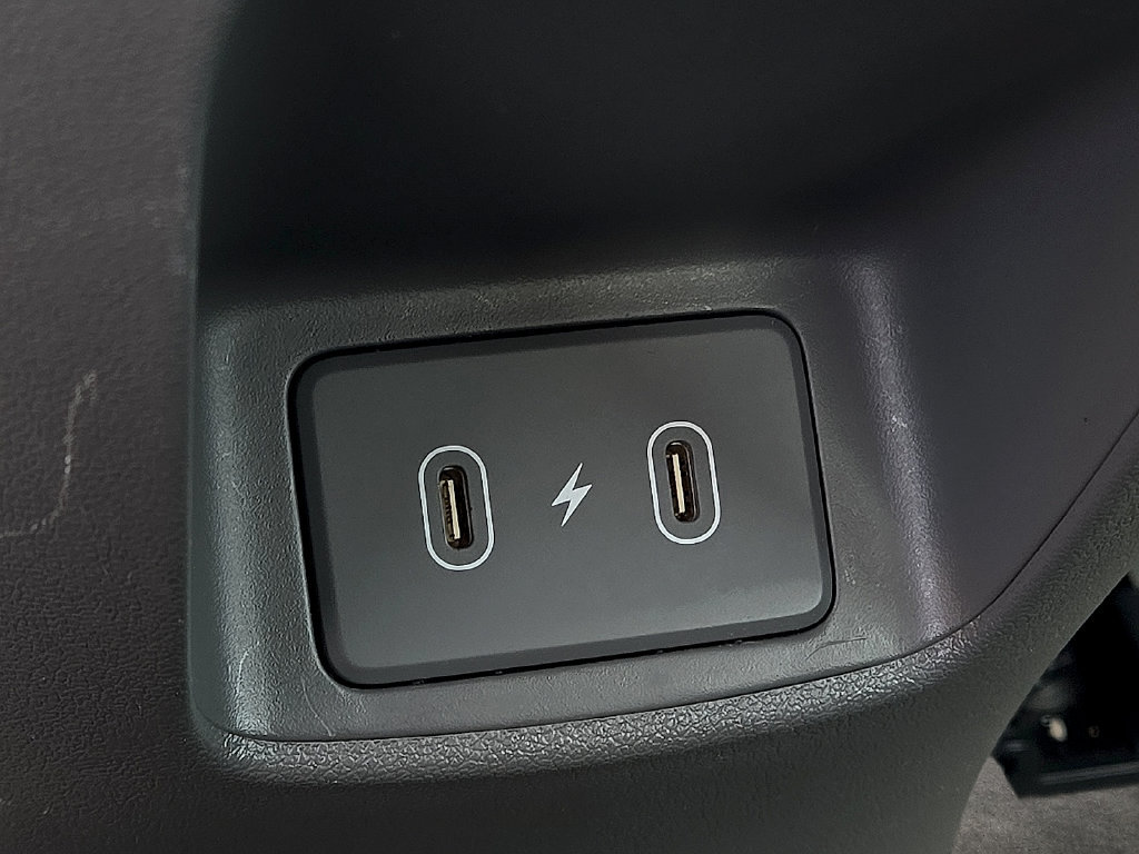 Used 2025 Hyundai Elantra SEL FWD image 10