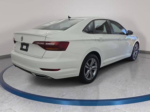 Used 2019 Volkswagen Jetta R-Line FWD image 5