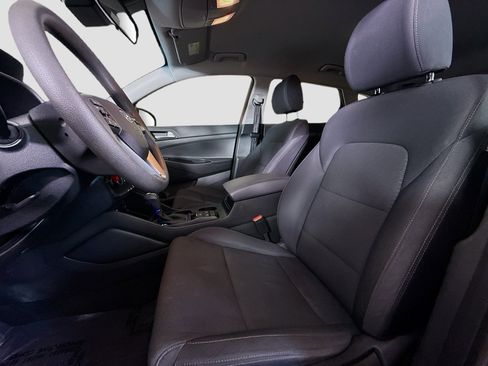 Used 2020 Hyundai Tucson SE w/ Cargo Package image 21