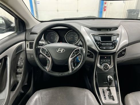 Used 2013 Hyundai Elantra Limited FWD image 11