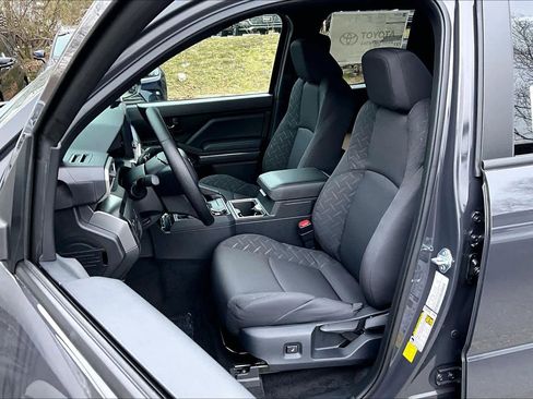 New 2026 Toyota Tacoma SR5 AWD/4WD image 9