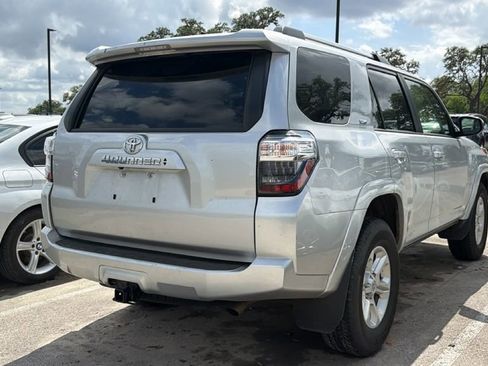 Used 2024 Toyota 4Runner SR5 image 4