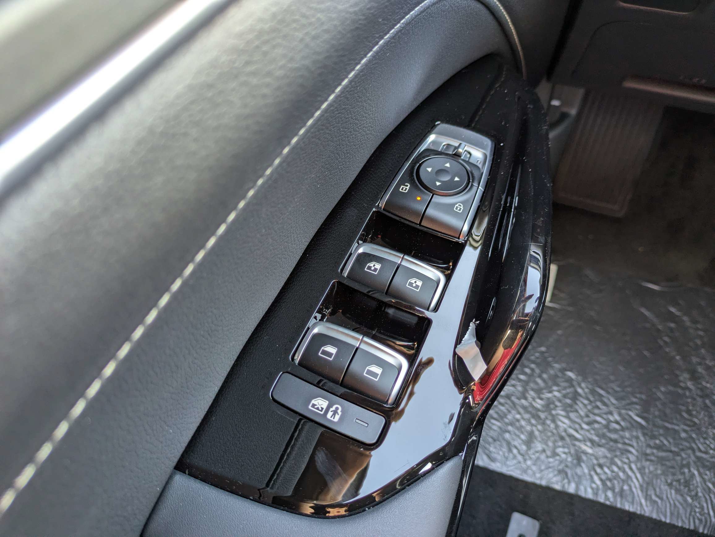 New 2026 Kia K5 GT-Line FWD image 29