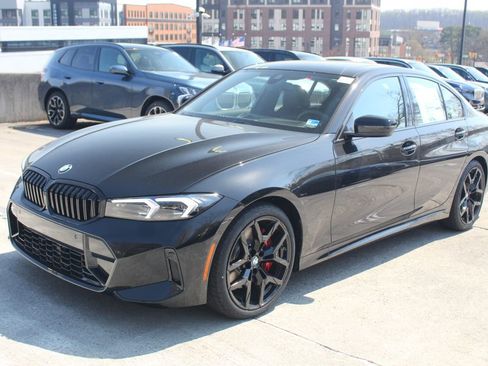 New 2026 BMW 330i Sedan w/ M Sport Package image 4