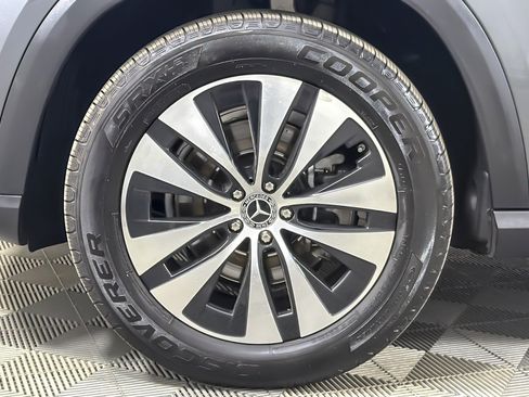 Used 2024 Mercedes-Benz GLE 350 4MATIC w/ Driver Assistance Package image 26