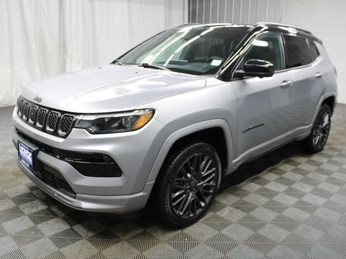 Used 2023 Jeep Compass High Altitude w/ Driver Assist Group I AWD/4WD image 7