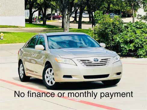Used 2009 Toyota Camry FWD image 1