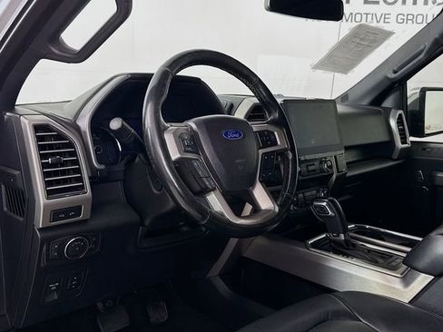 Used 2019 Ford F150 Platinum w/ Equipment Group 701A Luxury AWD/4WD image 9