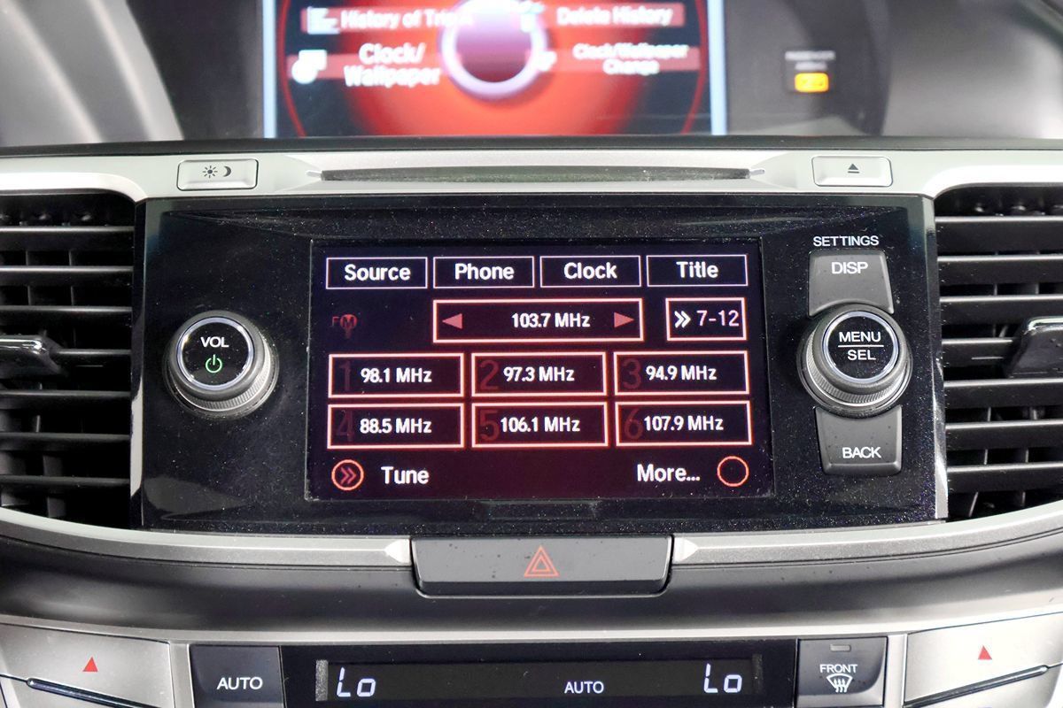 Used 2015 Honda Accord EX-L image 28