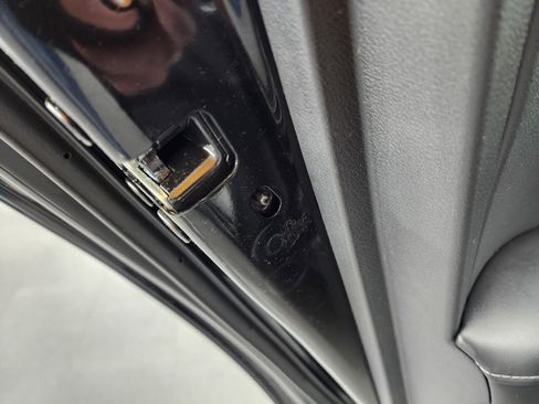 Used 2023 Nissan Sentra SV image 34