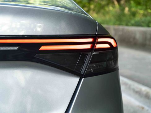 Used 2023 Honda Accord LX image 13