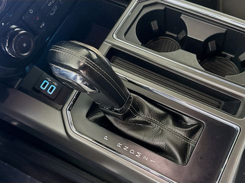 Used 2017 Ford F150 XLT w/ Equipment Group 302A Luxury image 20