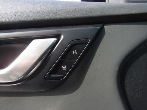 Used 2023 Kia EV6 Wind w/ Wind Technology Package image 24