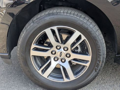 Used 2024 Ford Expedition Max Limited image 29