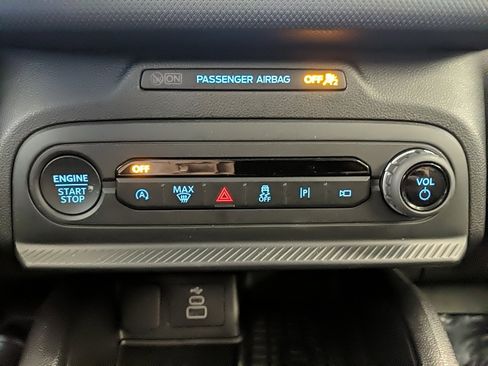 Certified 2025 Ford Bronco Sport Outer Banks w/ Outer Banks Tech Package+ image 20