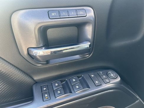 Used 2016 GMC Sierra 1500 SLT w/ All-Terrain Package image 10