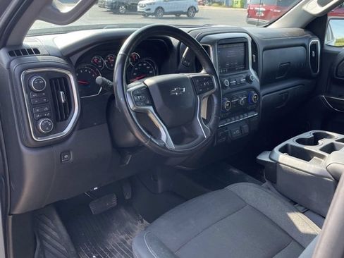 Used 2021 Chevrolet Silverado 1500 RST w/ Z71 Off-Road Package AWD/4WD image 11