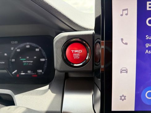 Used 2024 Toyota Tacoma TRD Sport AWD/4WD image 26