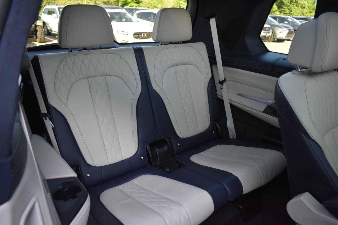 Used 2019 BMW X7 xDrive40i w/ Premium Package AWD/4WD image 33