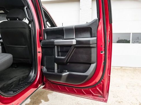 Used 2018 Ford F150 XLT w/ Equipment Group 302A Luxury AWD/4WD image 43