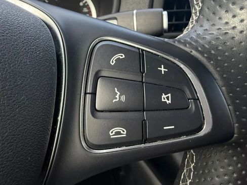 Used 2016 Mercedes-Benz Metris Passenger image 31