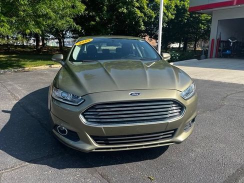 Used 2013 Ford Fusion SE FWD image 8