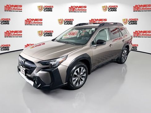 Certified 2024 Subaru Outback Limited AWD/4WD image 16