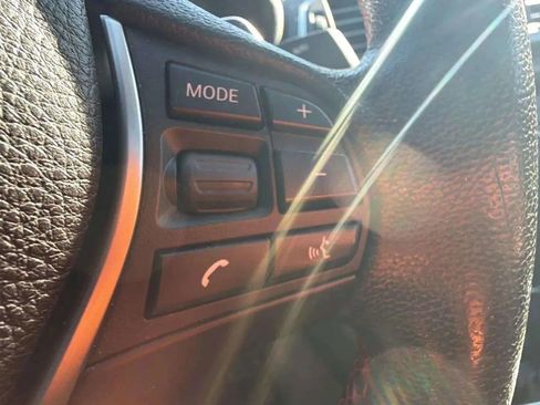 Used 2017 BMW 330i xDrive Sedan image 25