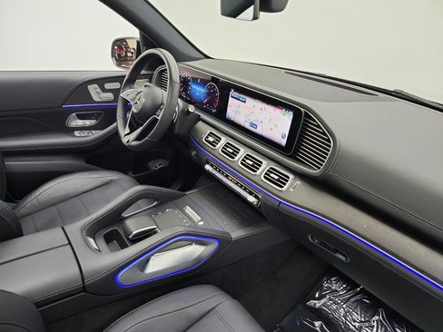 Certified 2024 Mercedes-Benz GLE 450 4MATIC image 17
