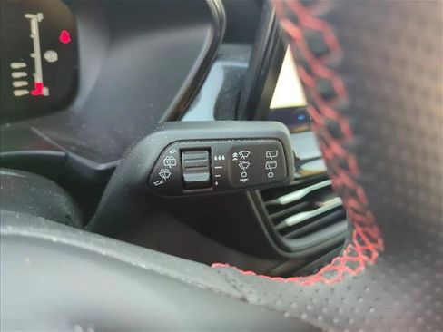 Used 2023 Ford Escape ST-Line w/ Tech Pack #1 FWD image 17