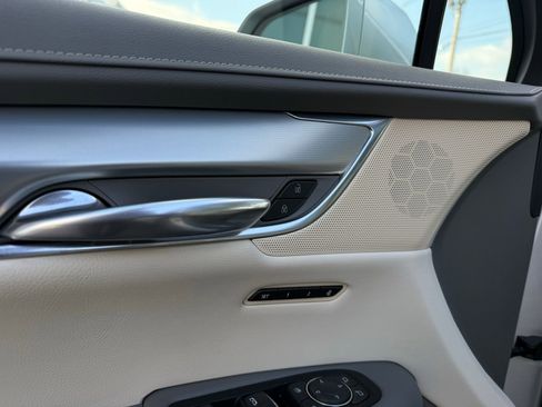 Used 2019 Cadillac XT5 Luxury image 42