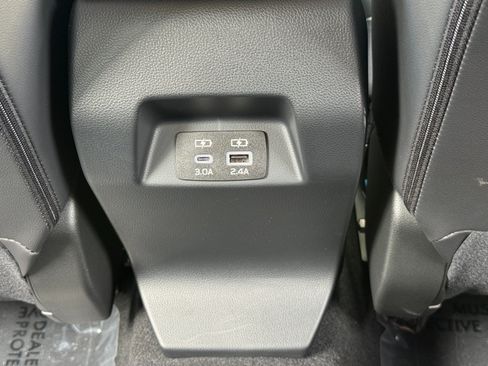 Used 2026 Subaru Crosstrek 2.5i Limited AWD/4WD image 35
