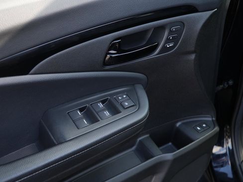 Used 2022 Honda Passport Elite image 14