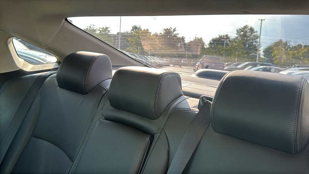 Used 2020 Honda Civic Touring image 30