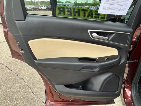 Used 2015 Ford Edge SEL w/ Equipment Group 201A FWD image 13