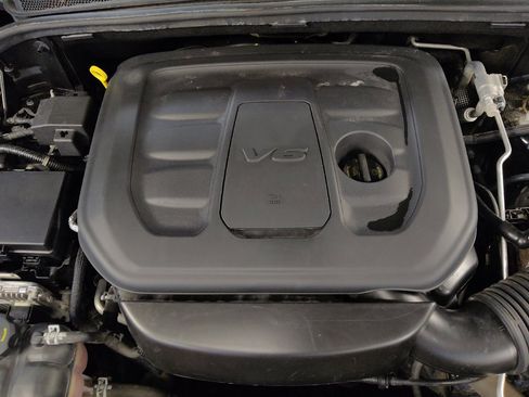 Used 2019 Jeep Grand Cherokee Laredo AWD/4WD image 30