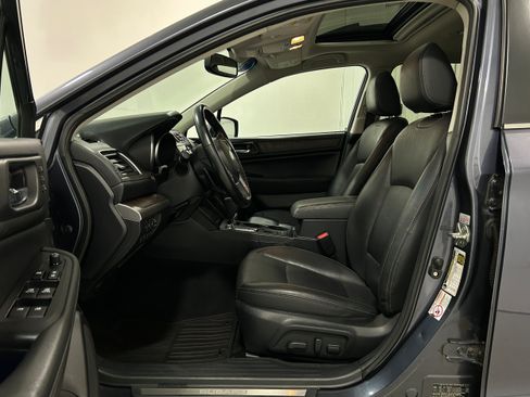 Used 2016 Subaru Outback 3.6R Limited AWD/4WD image 4