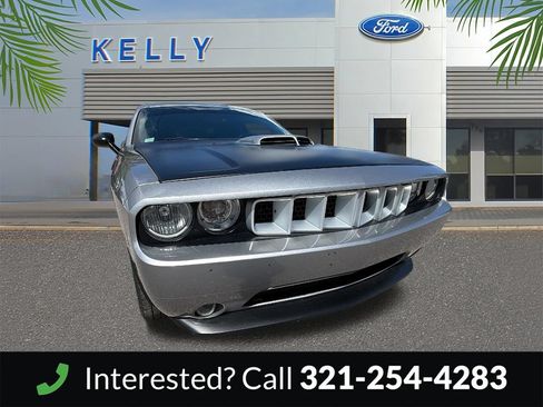 Used 2013 Dodge Challenger R/T w/ Blacktop Pkg RWD image 9