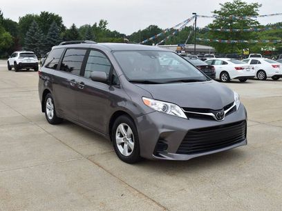 Used 2019 Toyota Sienna LE