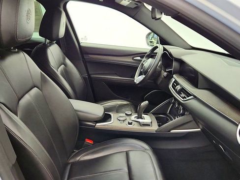 Used 2022 Alfa Romeo Stelvio Ti AWD/4WD image 24