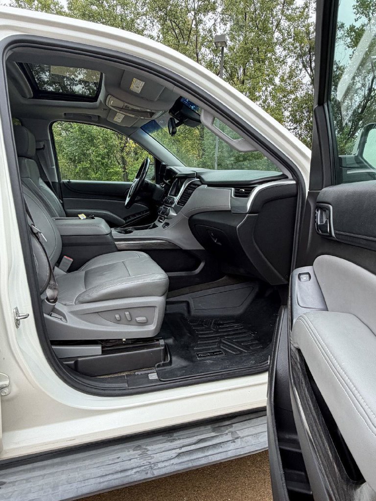 Used 2015 Chevrolet Tahoe LT AWD/4WD image 21